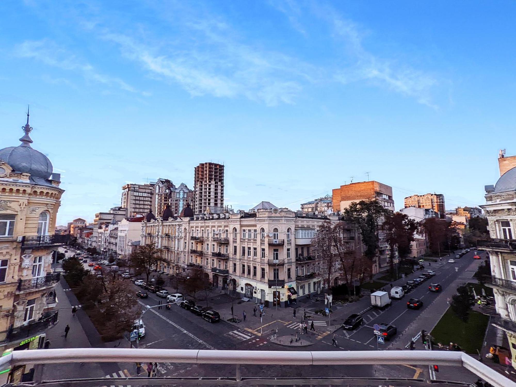 Royal Grand Hotel Kiev Luaran gambar