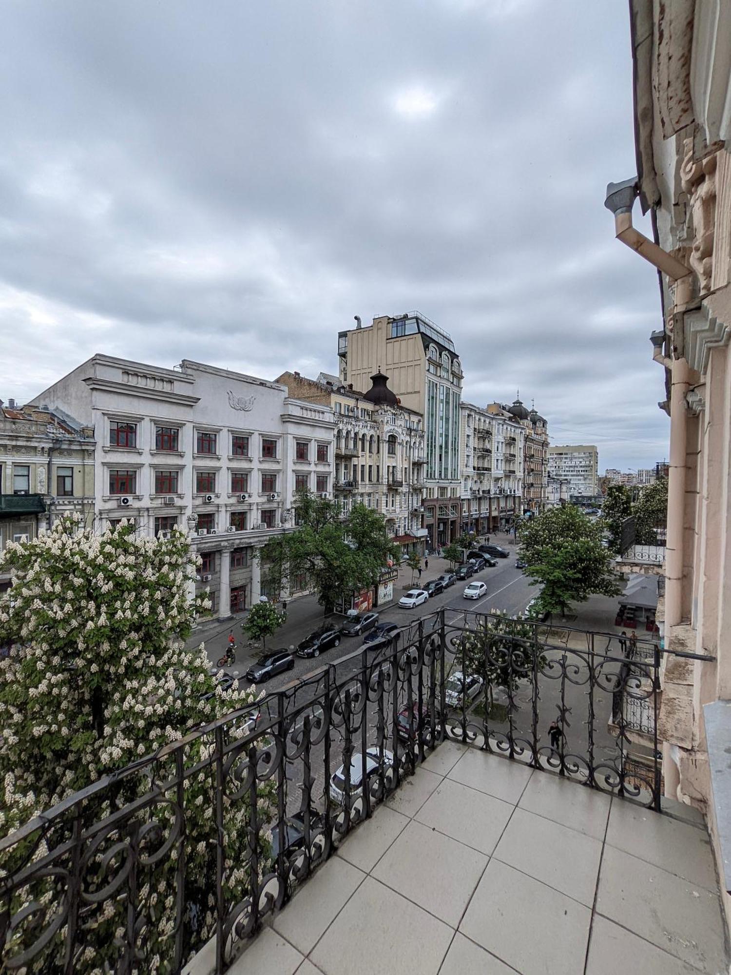 Royal Grand Hotel Kiev Luaran gambar