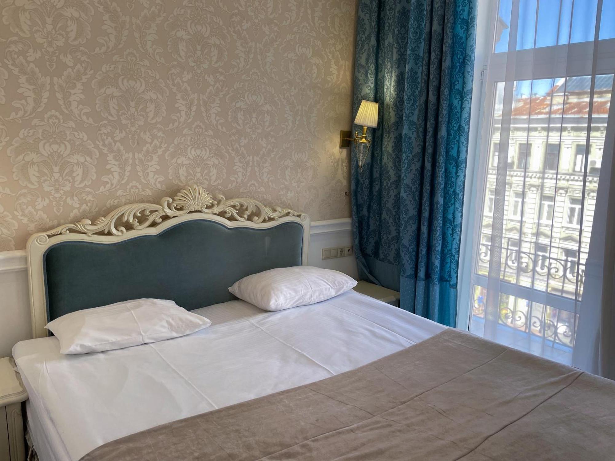 Royal Grand Hotel Kiev Luaran gambar