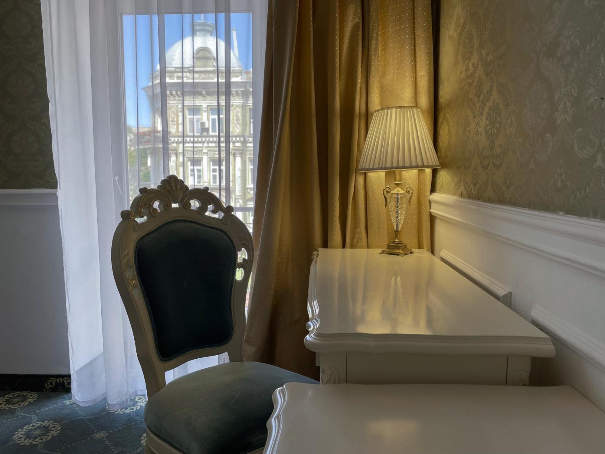 Royal Grand Hotel Kiev Luaran gambar