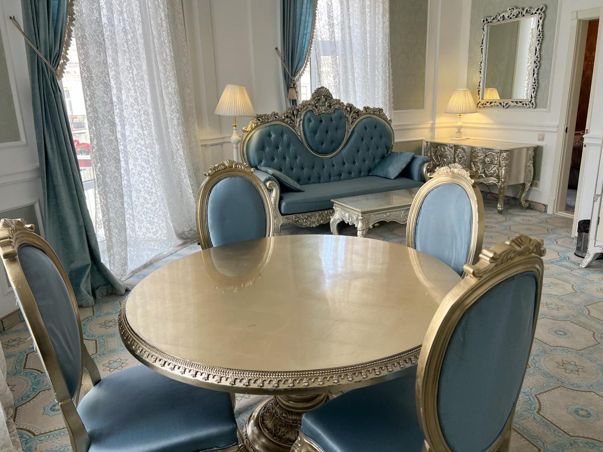 Royal Grand Hotel Kiev Luaran gambar