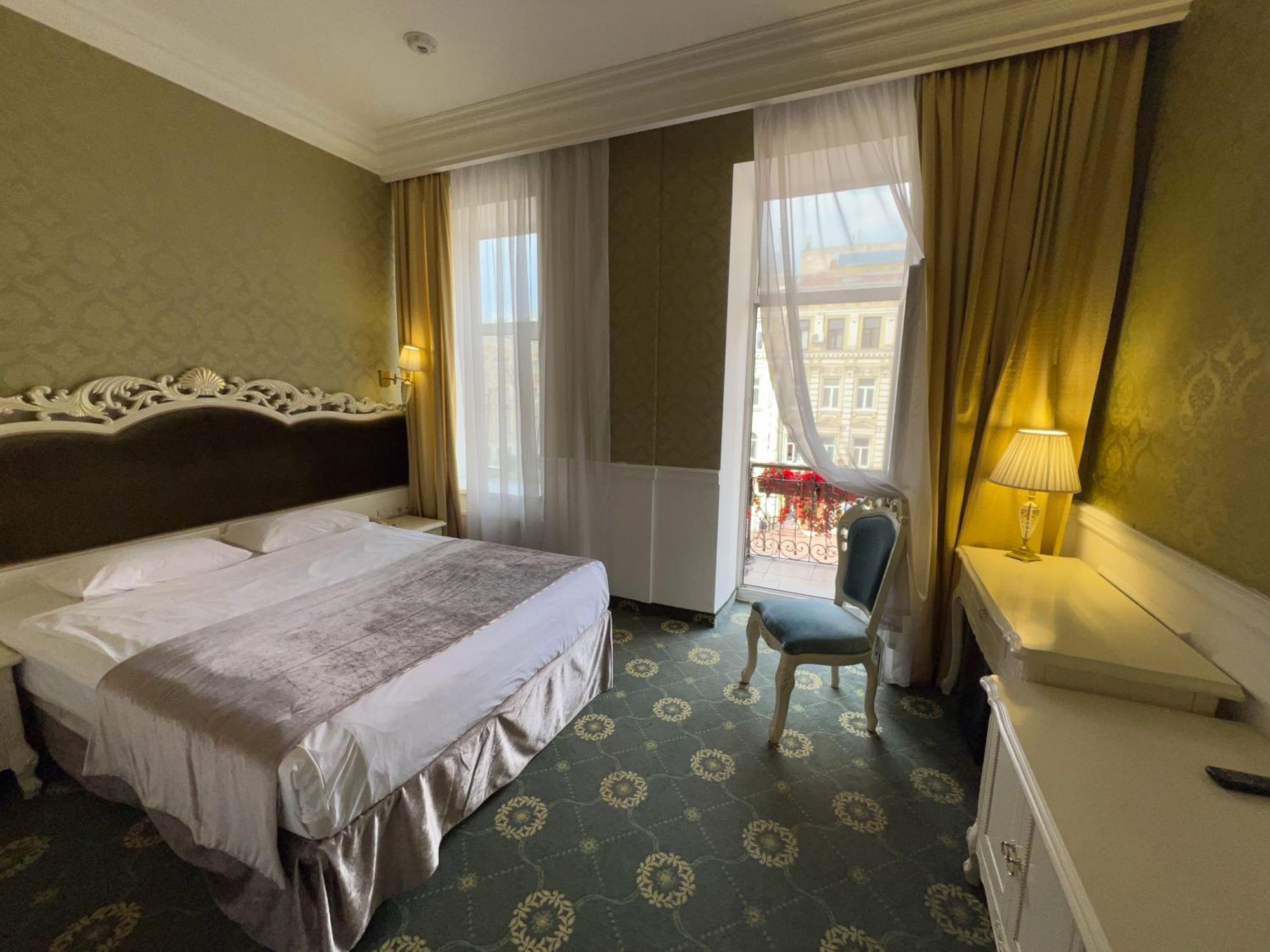 Royal Grand Hotel Kiev Bilik gambar